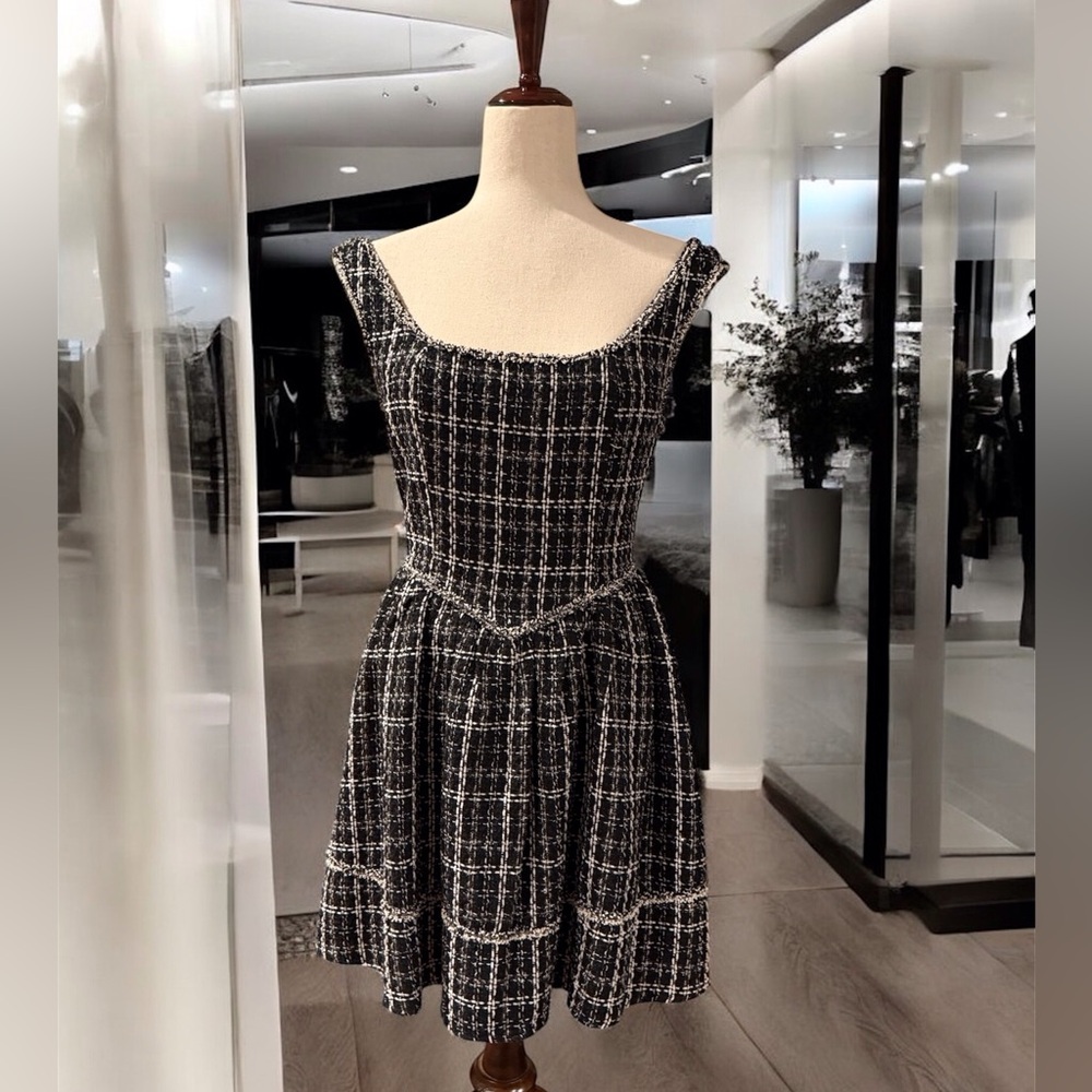 Bright Cinephile Dress Size Large NWT